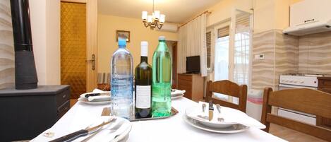 Apartment, 3 Bedrooms, Balcony | Living area