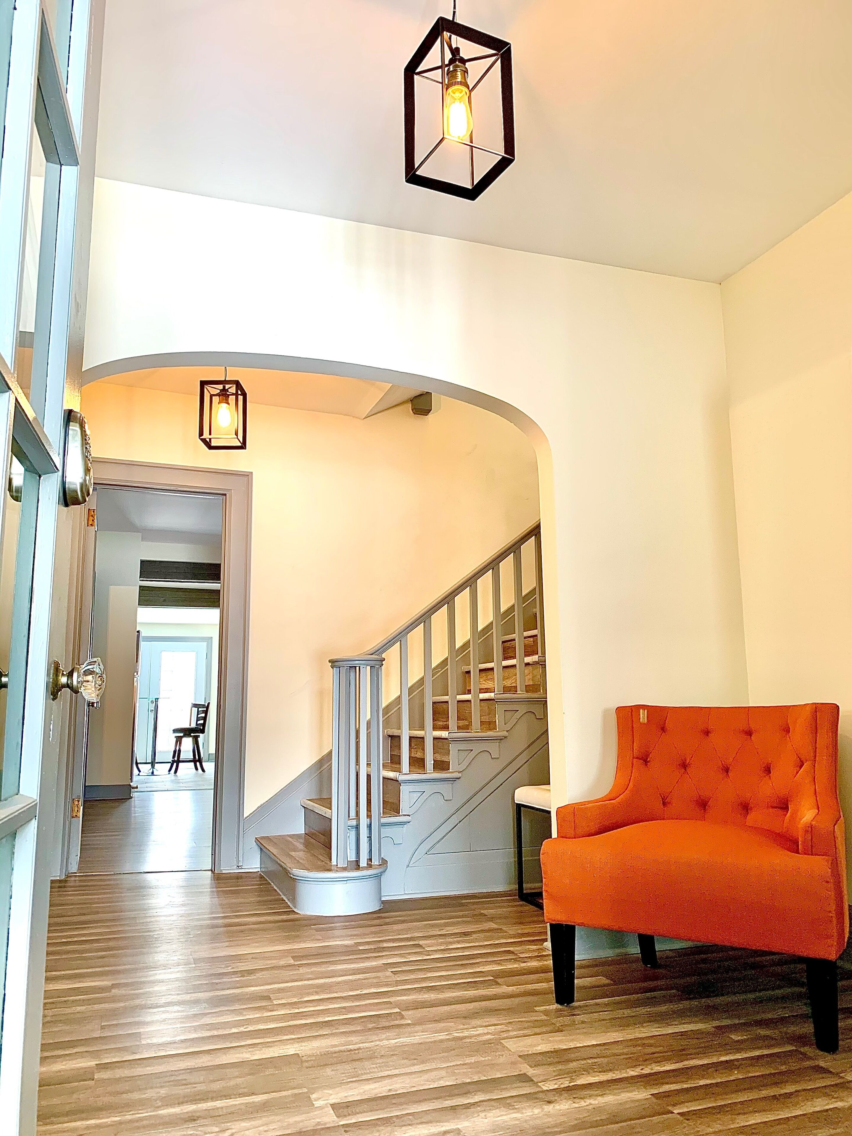 经典独立别墅 | 9 多间卧室、办公桌、隔音、免费 WiFi