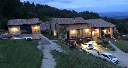 Stone house in the heart of the Pilât massif