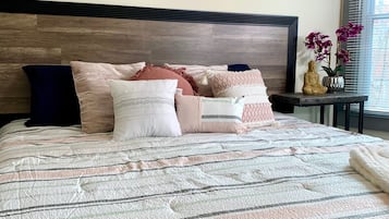 6 habitaciones, decoración personalizada y muebles diferentes