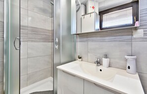 Een douche, een haardroger