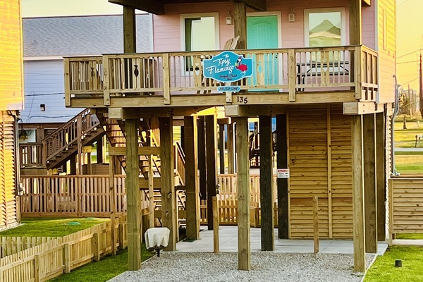 No busy road to cross to access the beach.