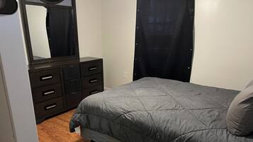 2 Schlafzimmer, Schreibtisch, kostenloses WLAN, Bettwäsche