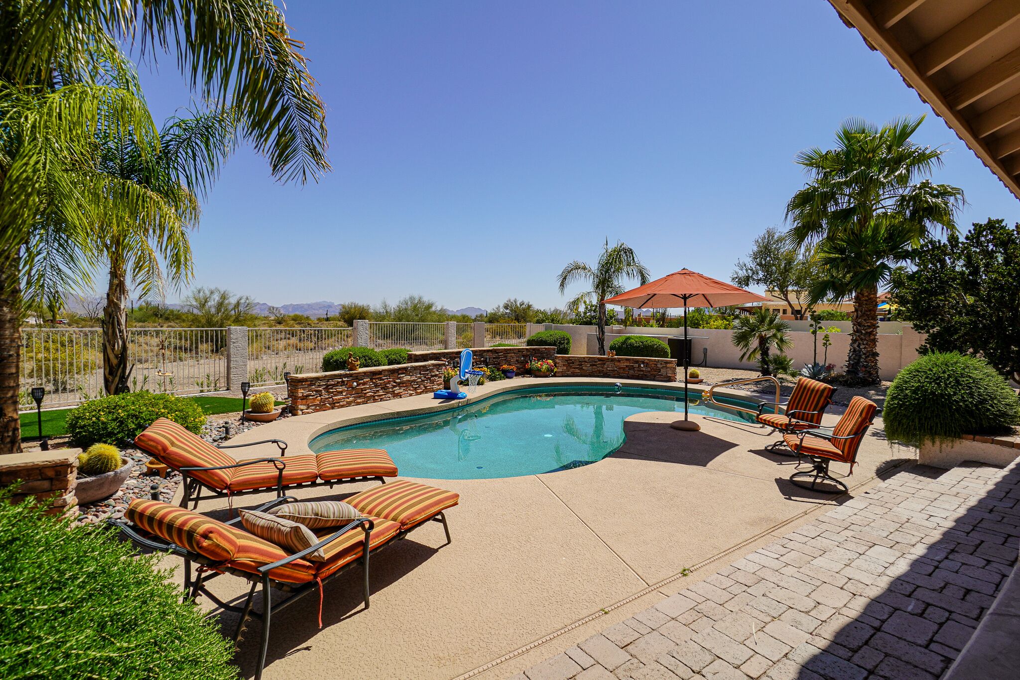 Home near Scottsdale w/ Views / Pool / Spa / Putting Green / Pool Table & Grill