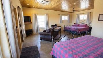 1 chambre, fer et planche Ă repasser, Wi-Fi, draps fournis