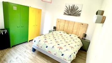 1 chambre, Wi-Fi gratuit, draps fournis