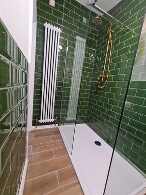 Haartrockner, Handtücher