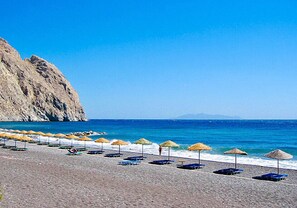 Beach/ocean view - Spiridoula villa (Santorini)