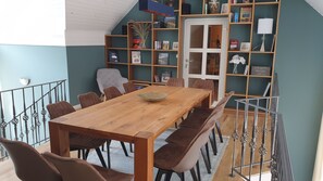 Dining - Vacation home for 12 people, 8 rooms, 4 bathrooms with fireplace and large lounge (Altenberg)