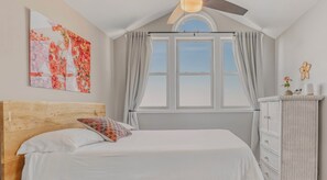 2 Schlafzimmer, Schreibtisch, Bügeleisen/Bügelbrett, Reisekinderbett