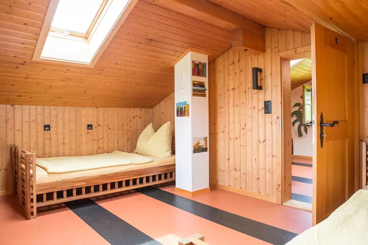 4 chambres, fer et planche à repasser, Wi-Fi gratuit, draps fournis