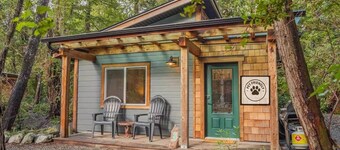 #3 CABIN COUPLES KING BED HOTTUB BEACH