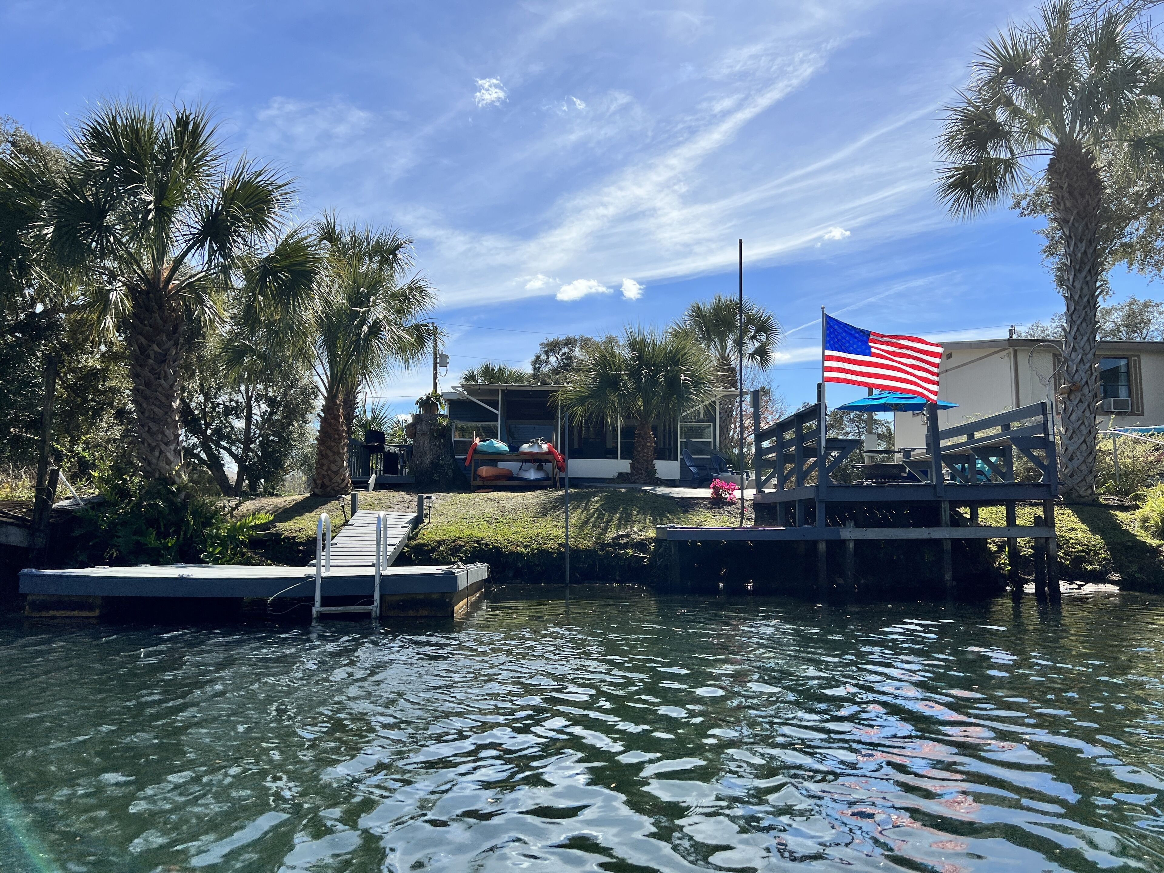 Waterfront w access to the Weeki Wachee River & Gulf of Mexico - Pet Friendly!
