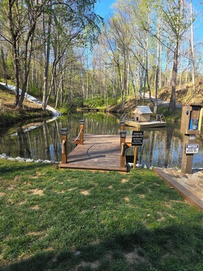 Miscellaneous - Secluded cabin perfect getaway for couples or ideal for small families! (Flat Rock)