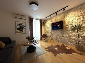 Fernseher