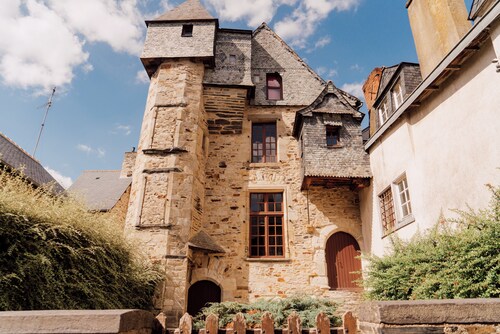 Manoir de la Nogrie - La Grange 4 bedrooms + pool & jacuzzi near Rennes