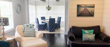 Smart TV, fireplace, DVD player, books