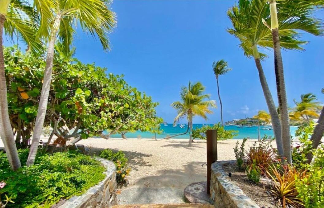 Sun-loungers, beach towels