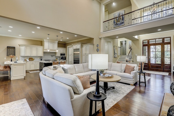 Smart TV, table tennis, books