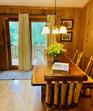 تناول الطعام