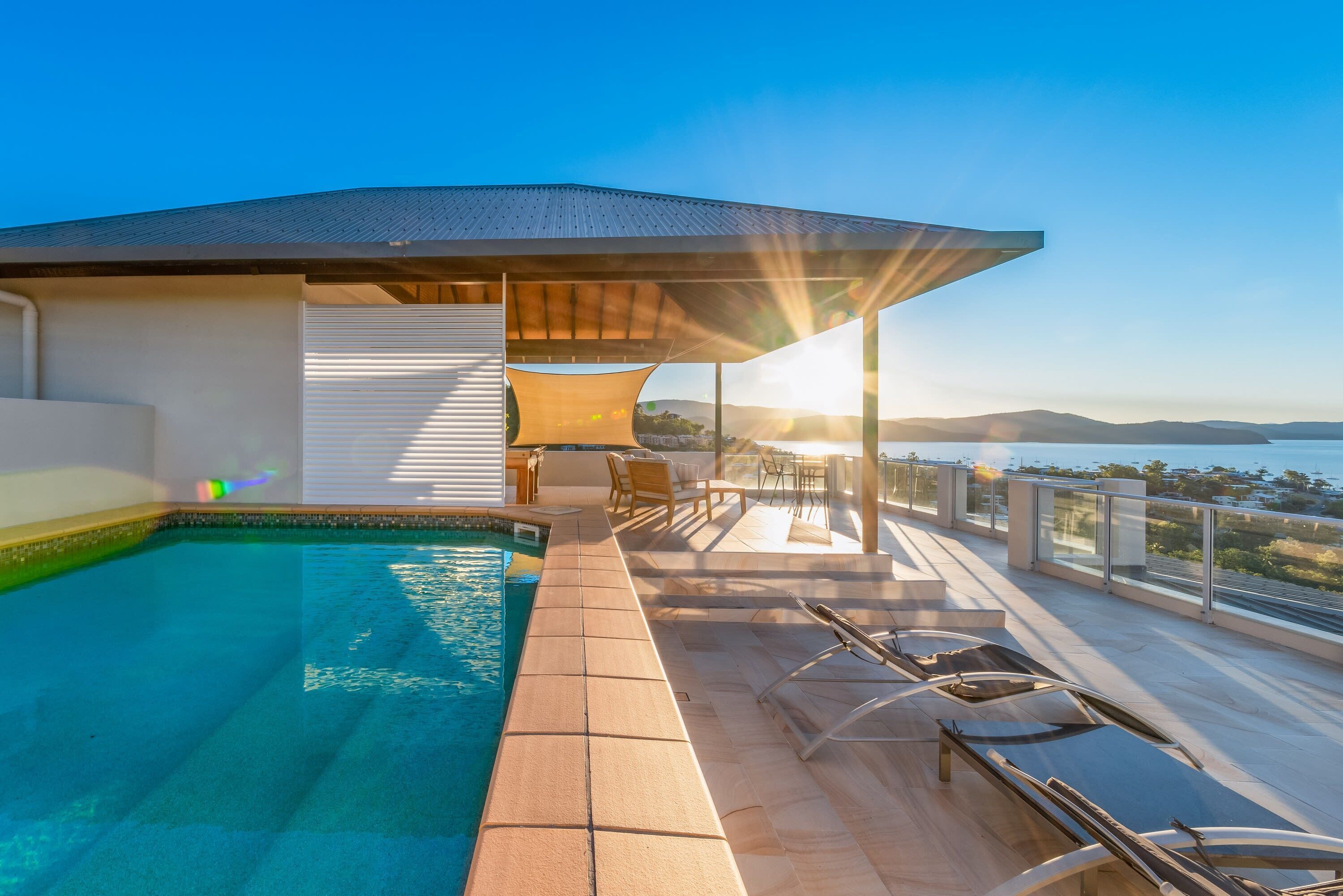 Whitsunday Penthouse 40 Reflections with rooftop! — image 5