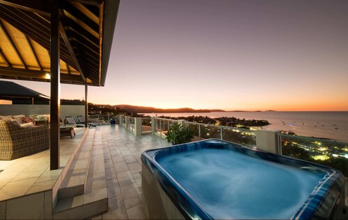 Amazing Penthouse with Whitsundays lifestyle
