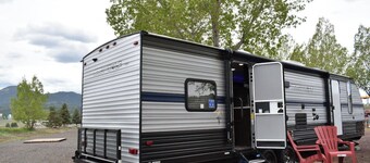 Grand Canyon RV Glamping Premium Suite #2 (Glamping Getaway)