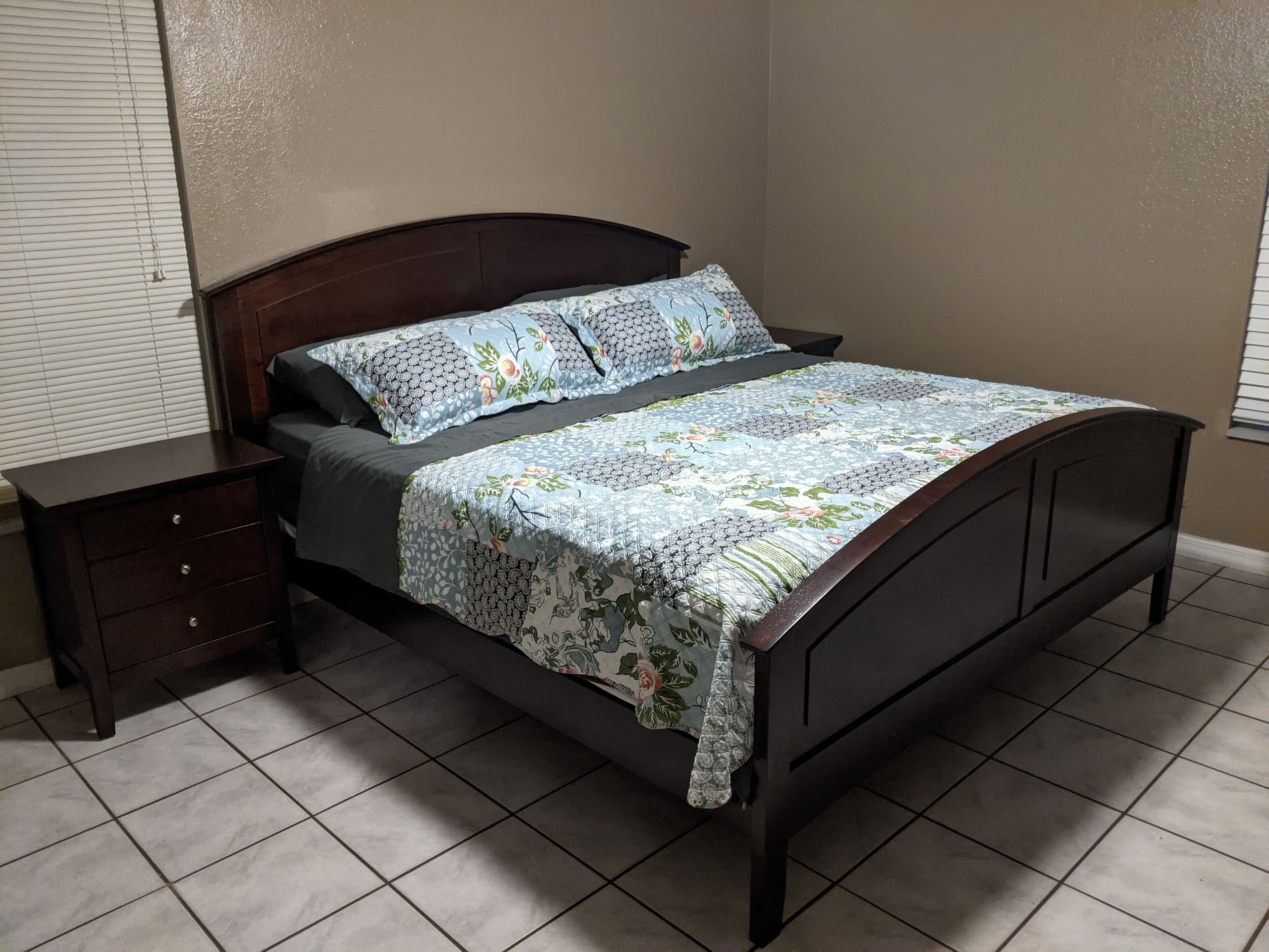 3 間睡房、Wi-Fi、床單