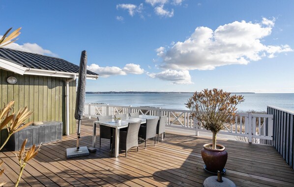 Outdoor dining - 2 bedroom gorgeous home in Ebeltoft (Ebeltoft)