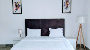 4 soveværelser, skrivebord, Wi-Fi, sengetøj