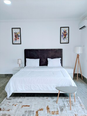 4 soveværelser, skrivebord, Wi-Fi, sengetøj