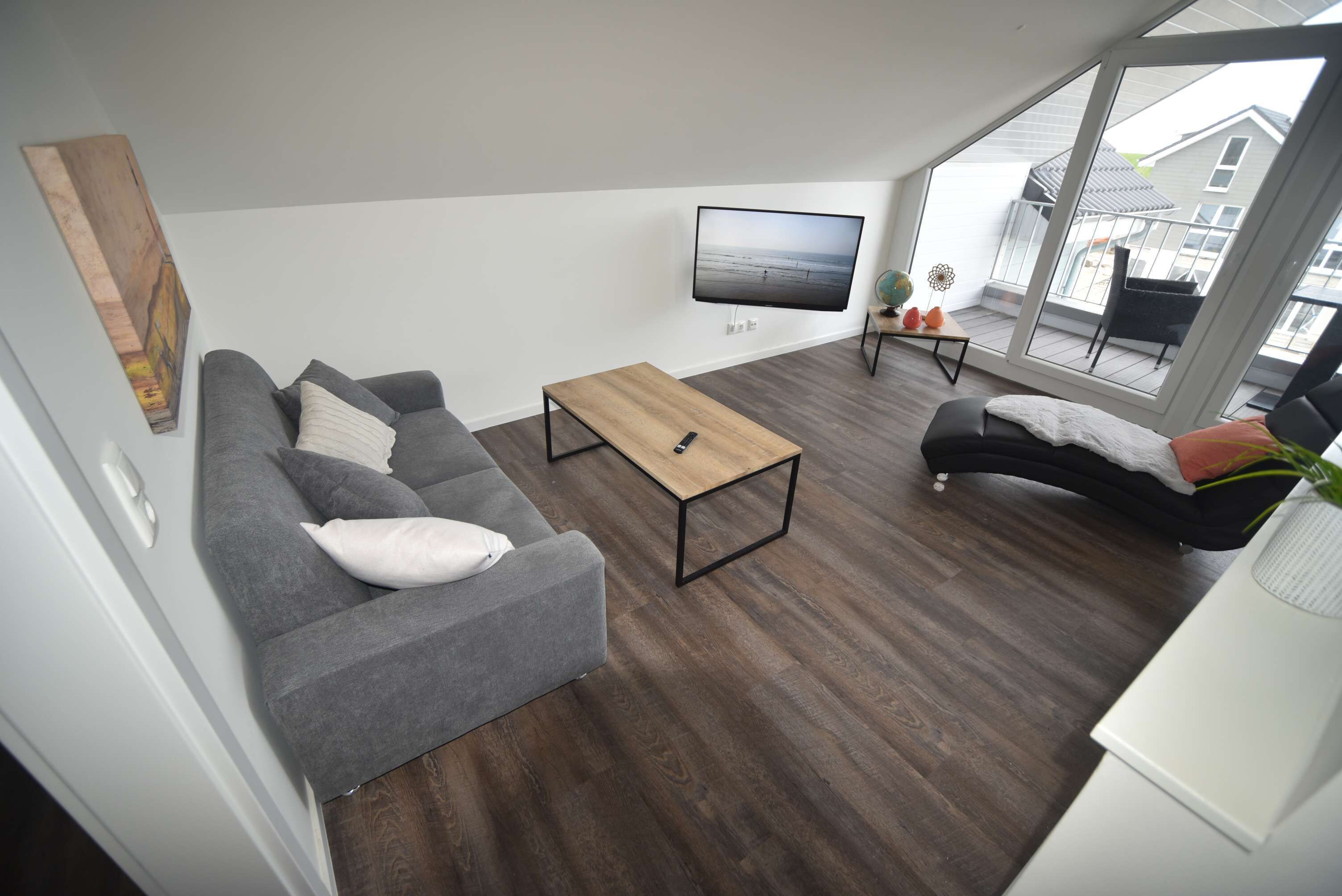 Smart-tv, videospelletjes, een dvd-speler en een filmbibliotheek
