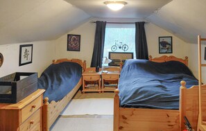 3 bedrooms, free WiFi, bed sheets