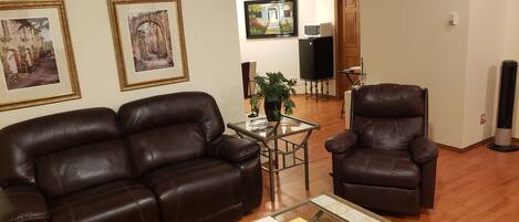 Smart TV, Netflix, servicios de streaming y oficina