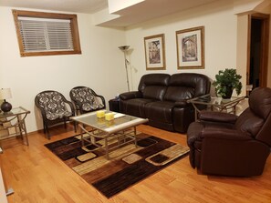 Smart TV, Netflix, streaming services, offices