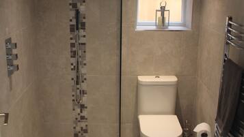 Shower, towels, soap, shampoo