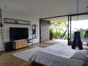4 Schlafzimmer, Bügeleisen/Bügelbrett, kostenloses WLAN, Bettwäsche