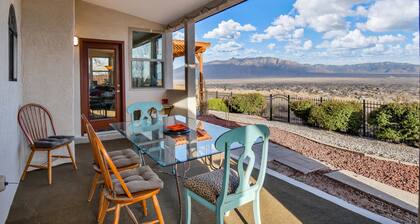 Relaxing, comfortable home for entertaining or enjoying the view