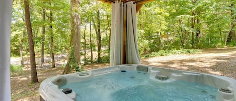 Bain à remous extérieur