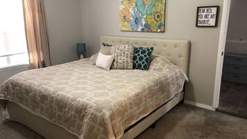 4 bedrooms, desk, iron/ironing board, travel crib