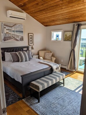 3 bedrooms, WiFi, bed sheets - beach time awaits you at Ocean View (Middletown)