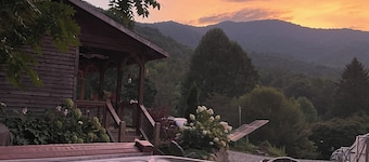 Farm Life! The Rosemary Cabin at Bluff Mountain Nursery