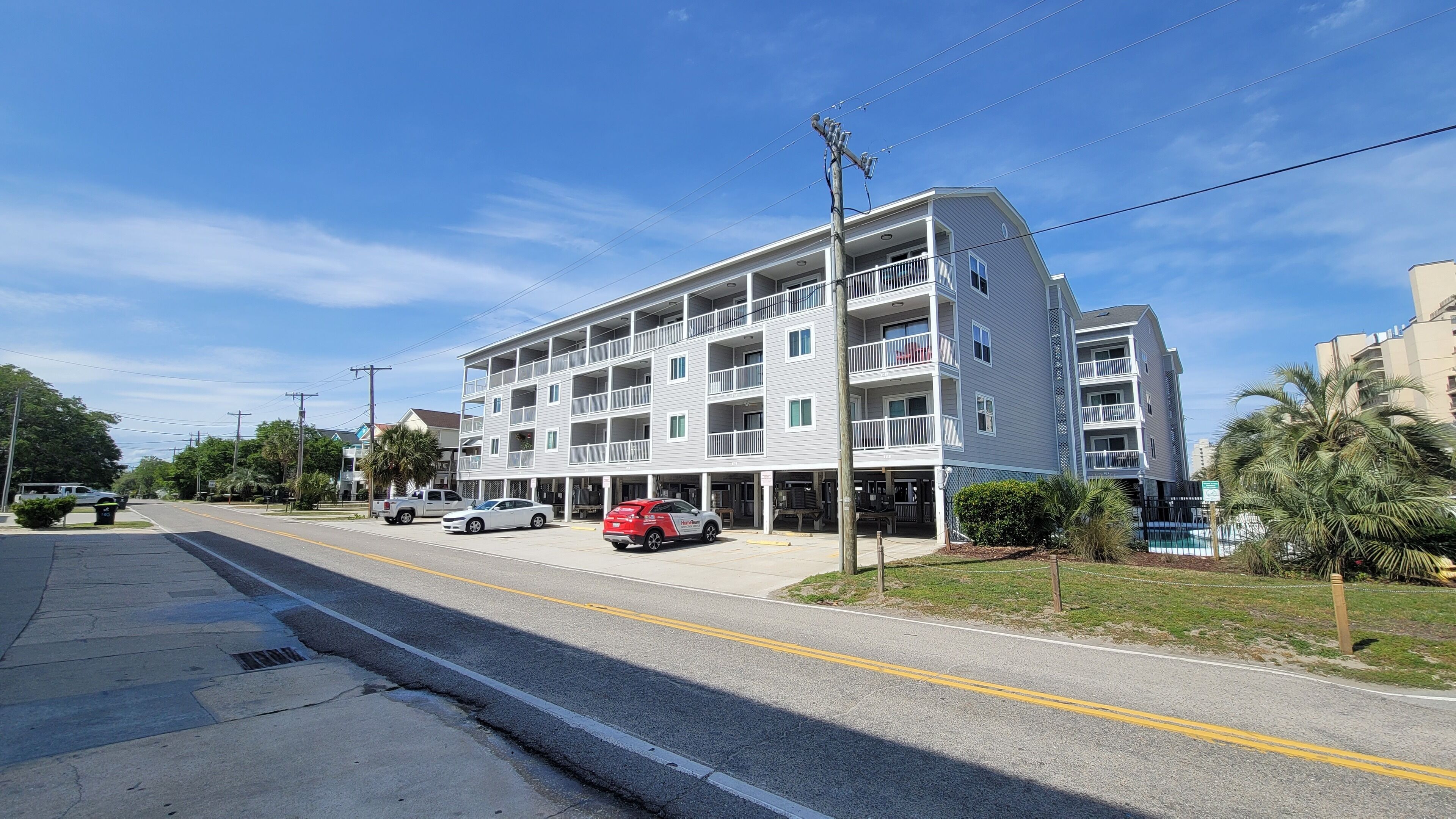Beautiful, 3rd-Floor Unit with a Balcony, Loft, and Oceanview (Sleeps 7)