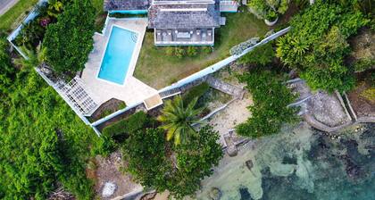 Bougan Blu - Beach front cottage , Port Maria , St. Mary
