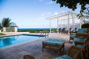 Outdoor pool - Bougan Blu -  Beach front cottage , Port Maria , St. Mary (Port Maria)