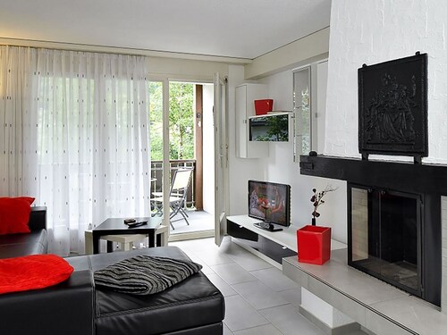 Dorfstrasse 53c Appartement/Fewo 4-Bettwohnung by Interhome
