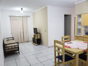 Interior - Apartamento bem Localizado (SP)