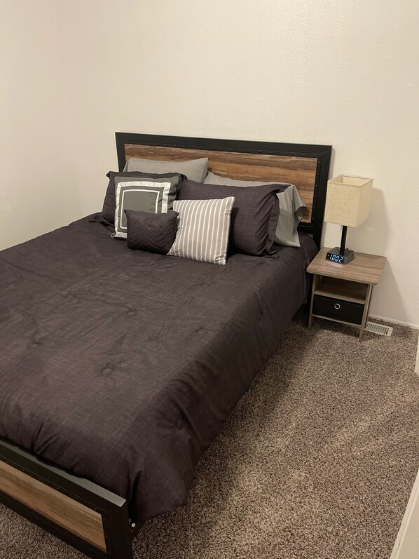 3 bedrooms, WiFi, bed sheets