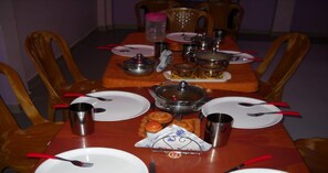 Restaurant - Tarkeshwarm Hill View Resort (Satpuli)