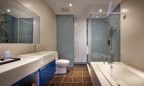 Quadrupla Comfort | Bagno | Doccia, articoli per l'igiene personale ecosostenibili, asciugacapelli